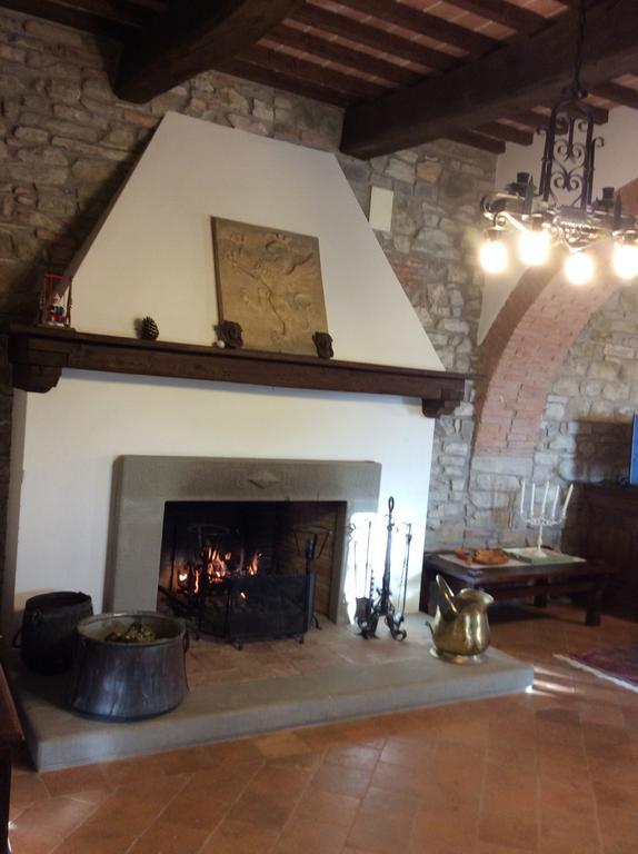 Agriturismo La Bicocca - Apt. "Il Leccio" カステル・リゴーネ 部屋 写真
