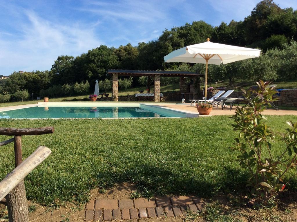 Agriturismo La Bicocca - Apt. "Il Leccio" カステル・リゴーネ エクステリア 写真